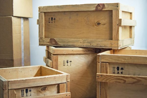 B2H Movers compared to Expert Movers Dubai company